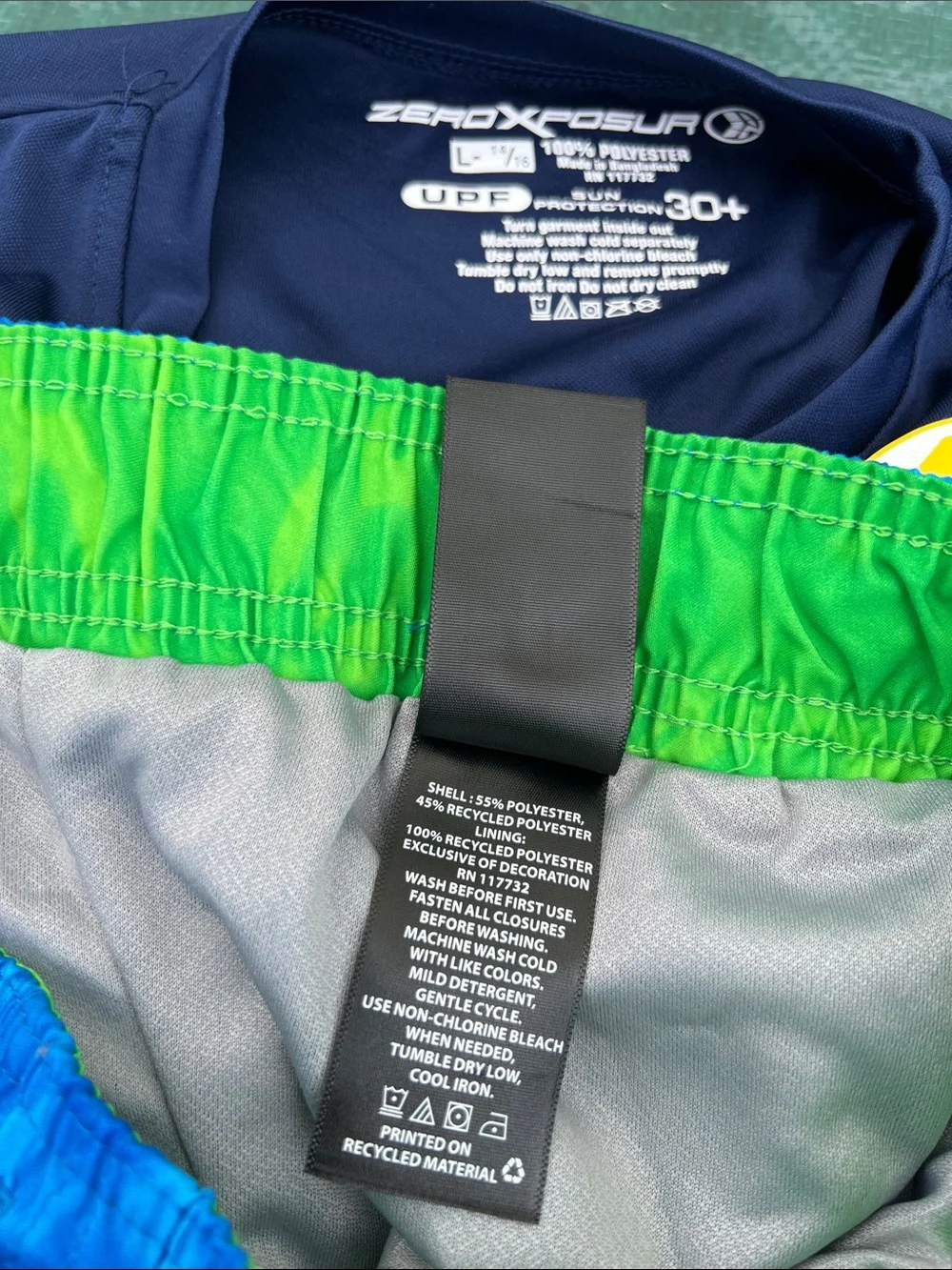 ZeroXposur Kids Navy UPF Rash Guard & Blue-Green Swim Trunks Set